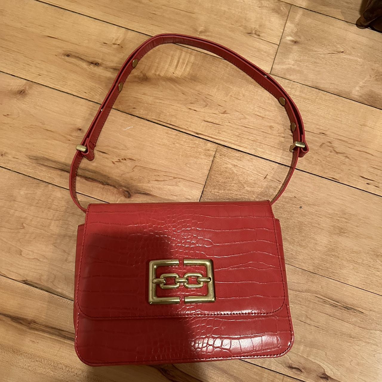 ZARA PURSE adjustable strap price negotiable Depop