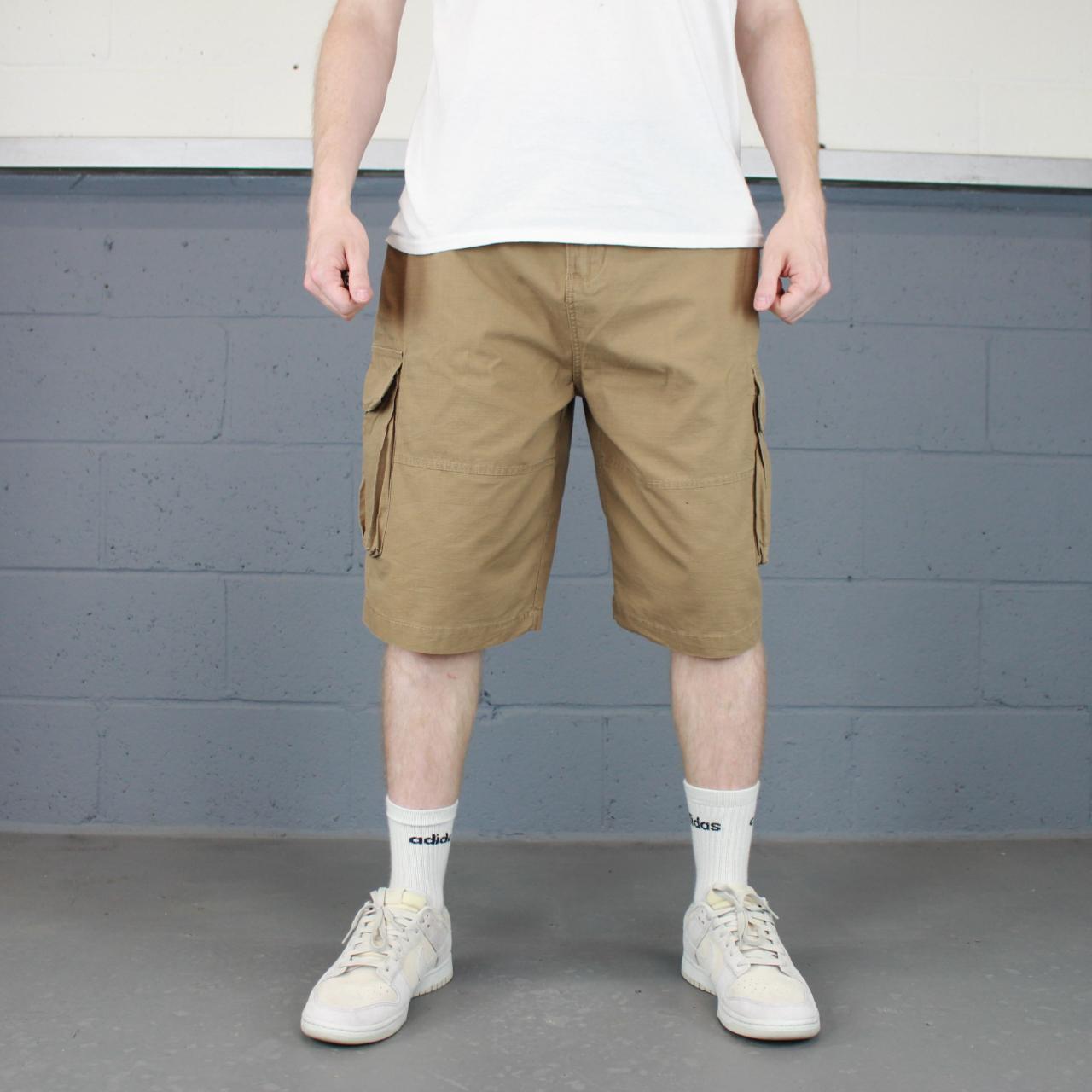 Cargo shorts Beverley hills polo club Multi pocket