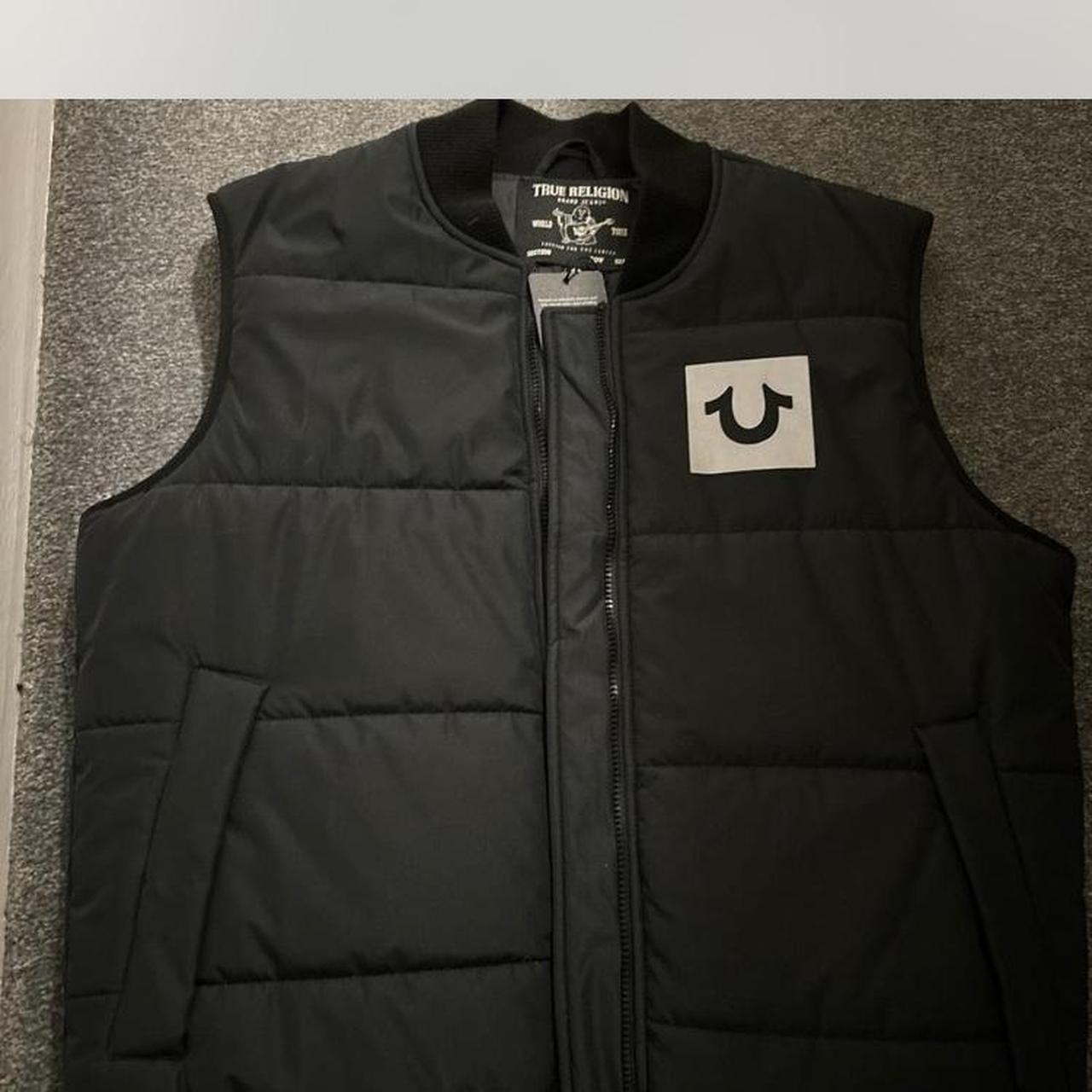 Men's true religion body warmer medium fits like Depop