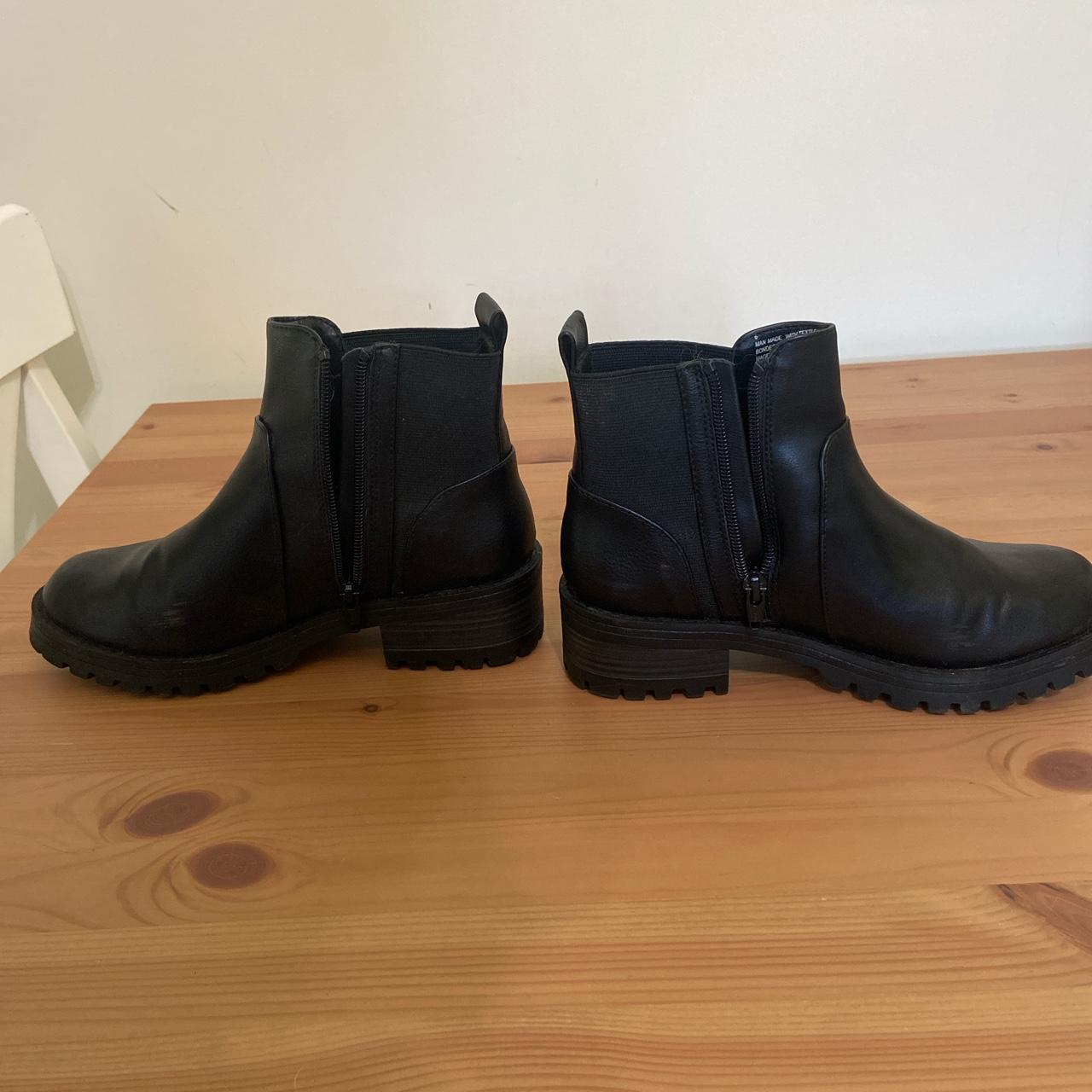 Universal Thread Women's Black Boots (3)