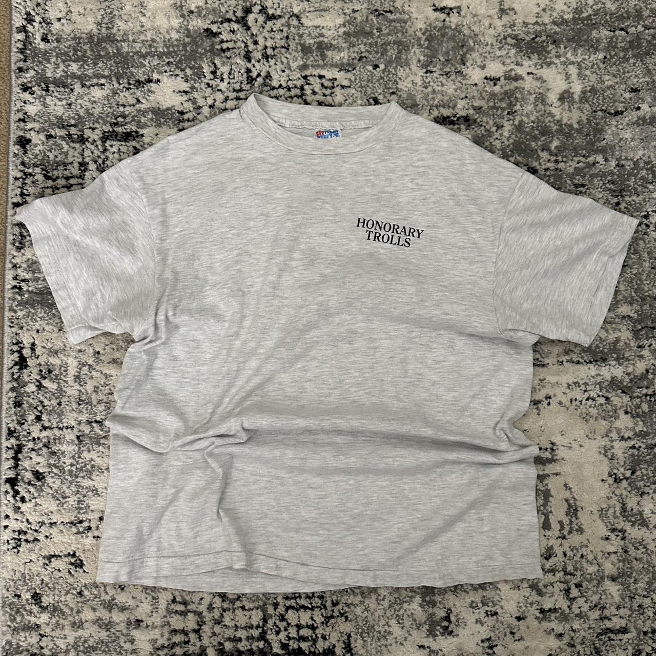 item listed by elli0tt3