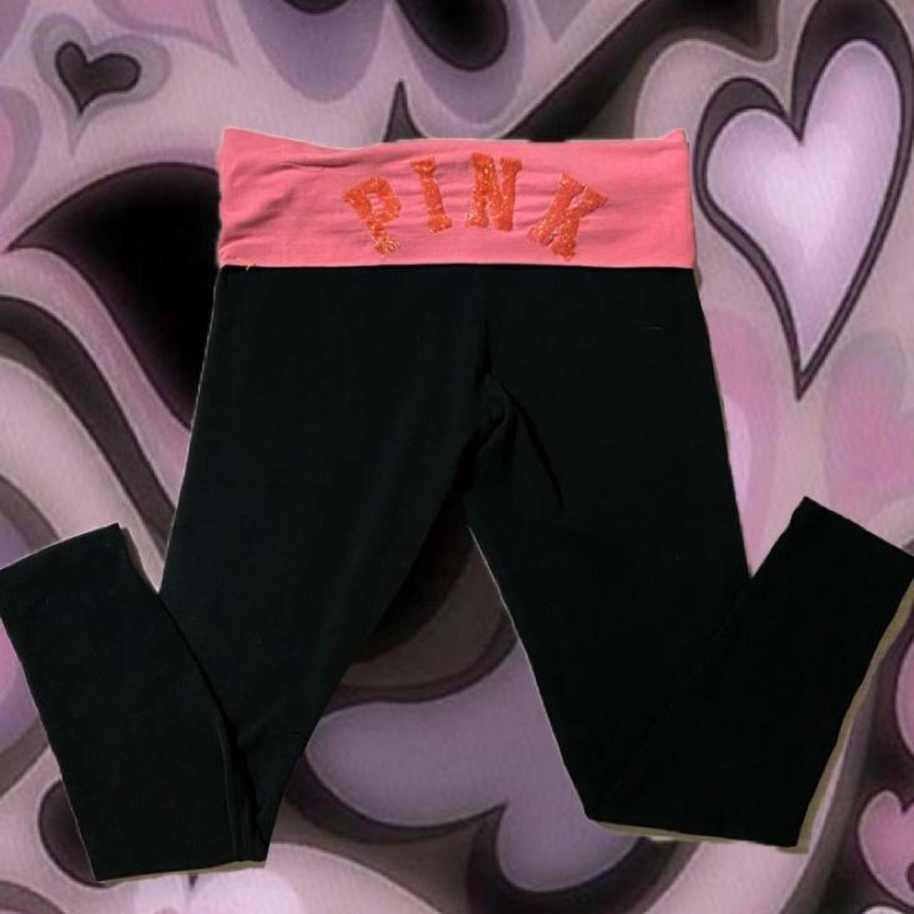 iconic pink fold over leggings 💘 there is a slight - Depop