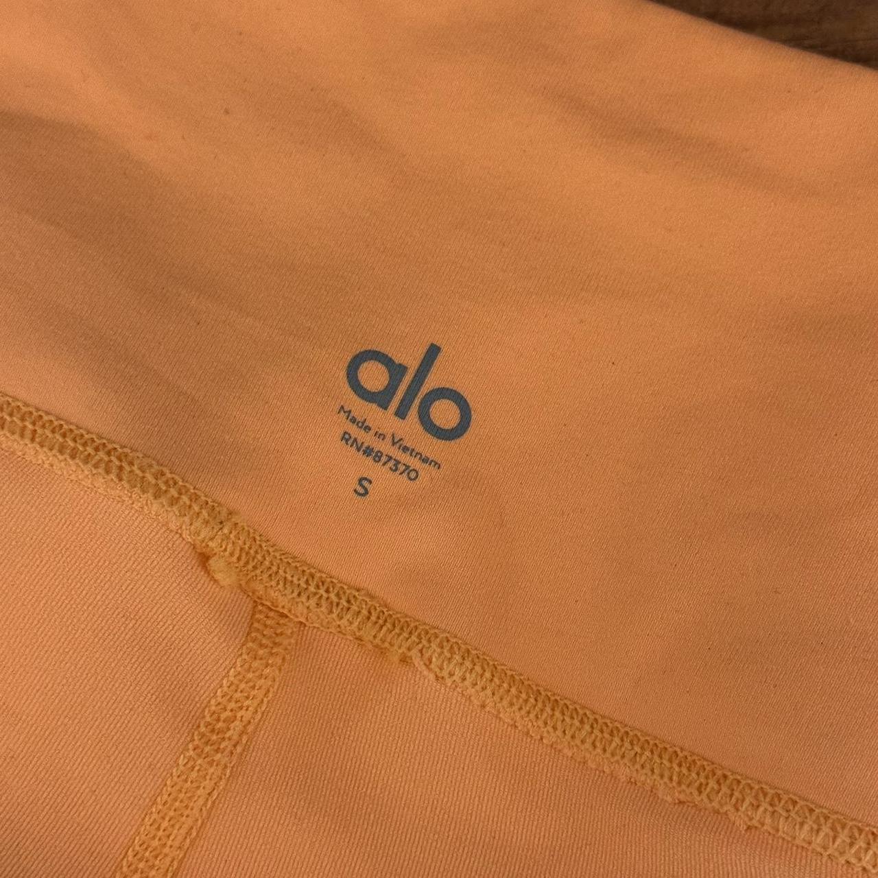 these size small alo yoga bright orange leggings are - Depop