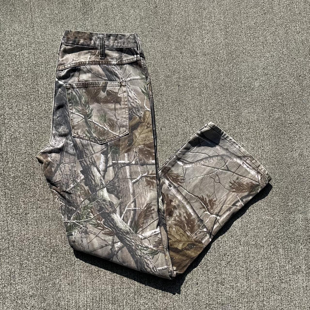 Realtree Camo Double Knees Pants Perfect Condition... - Depop