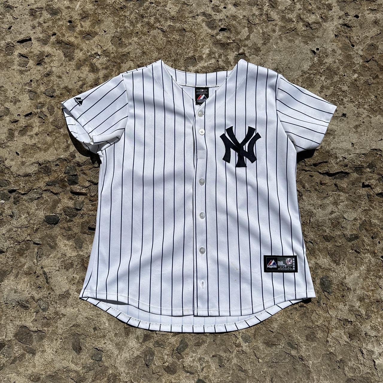 Vintage 90s MLB Majestic New York Yankees Red Button - Depop