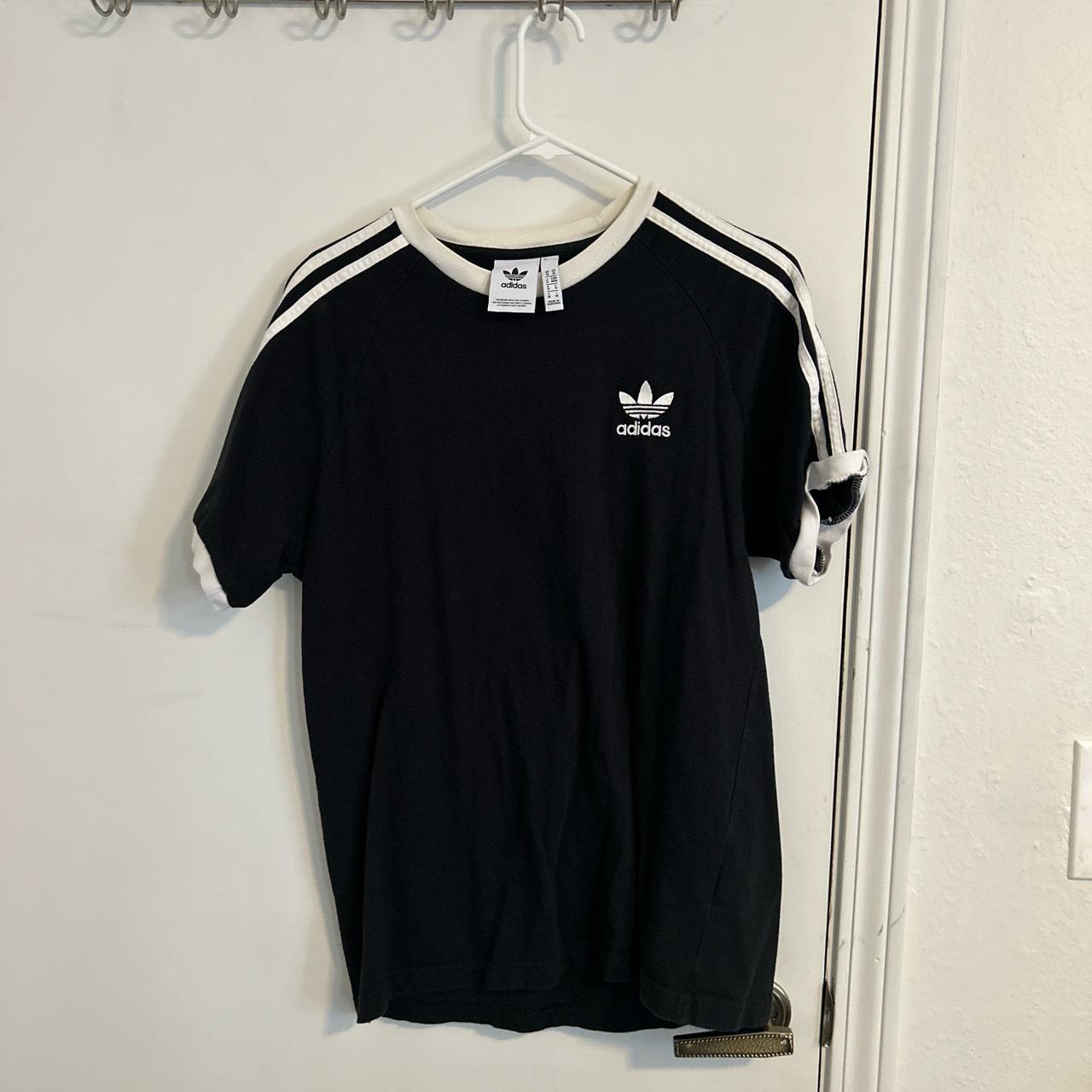 Sick vintage Adidas ringer tee. The fit of this is... - Depop