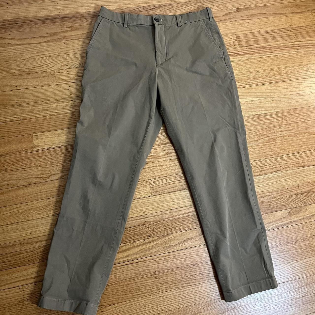 Uniqlo Ankle-Length Pants men’s khaki medium #uniqlo - Depop