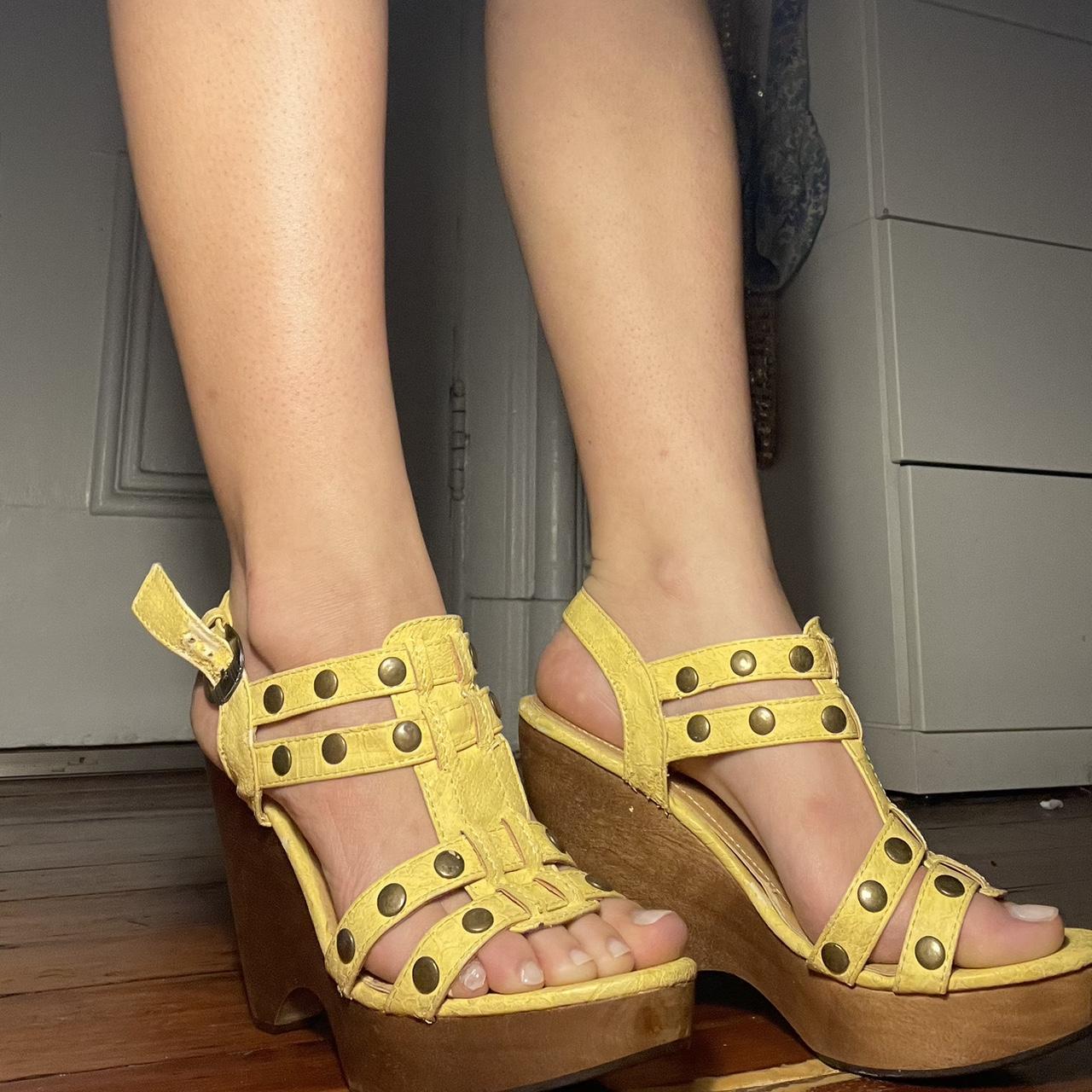 Ted baker yellow on sale sandals