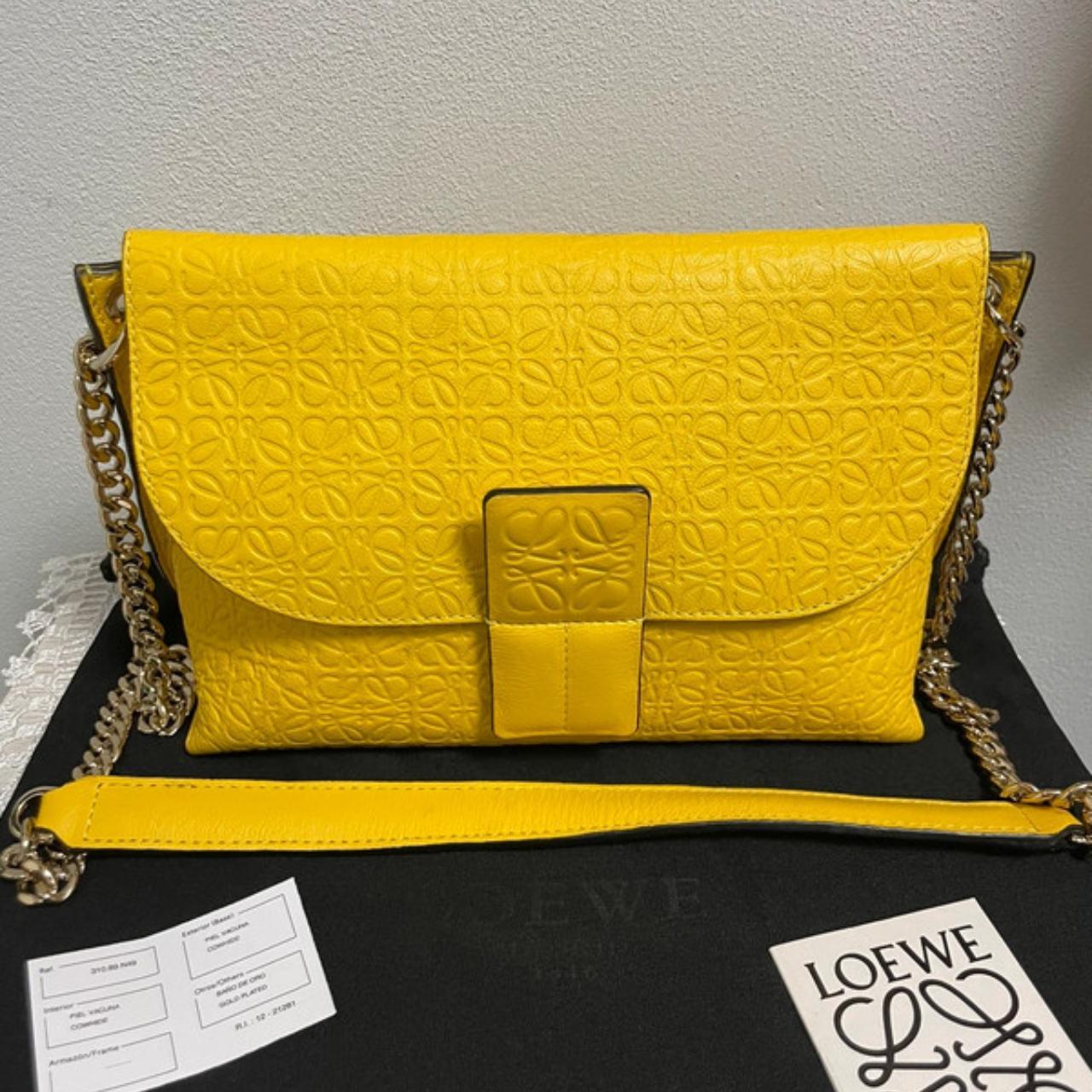 Loewe avenue bag sale