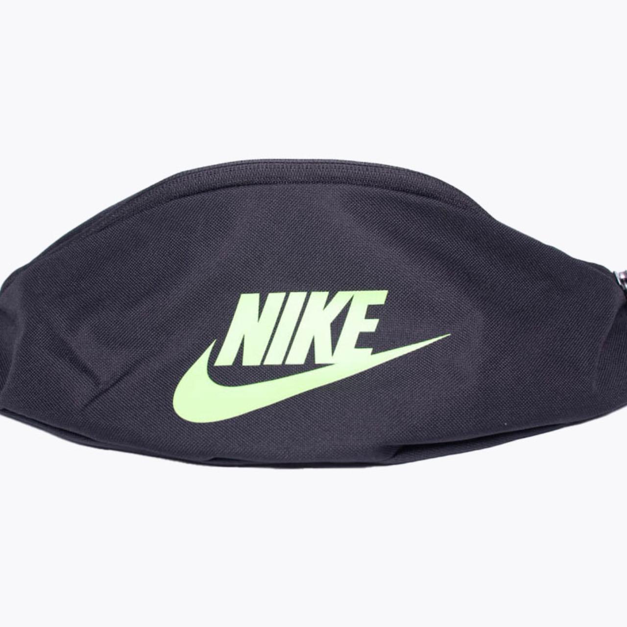item listed by wevegotsole