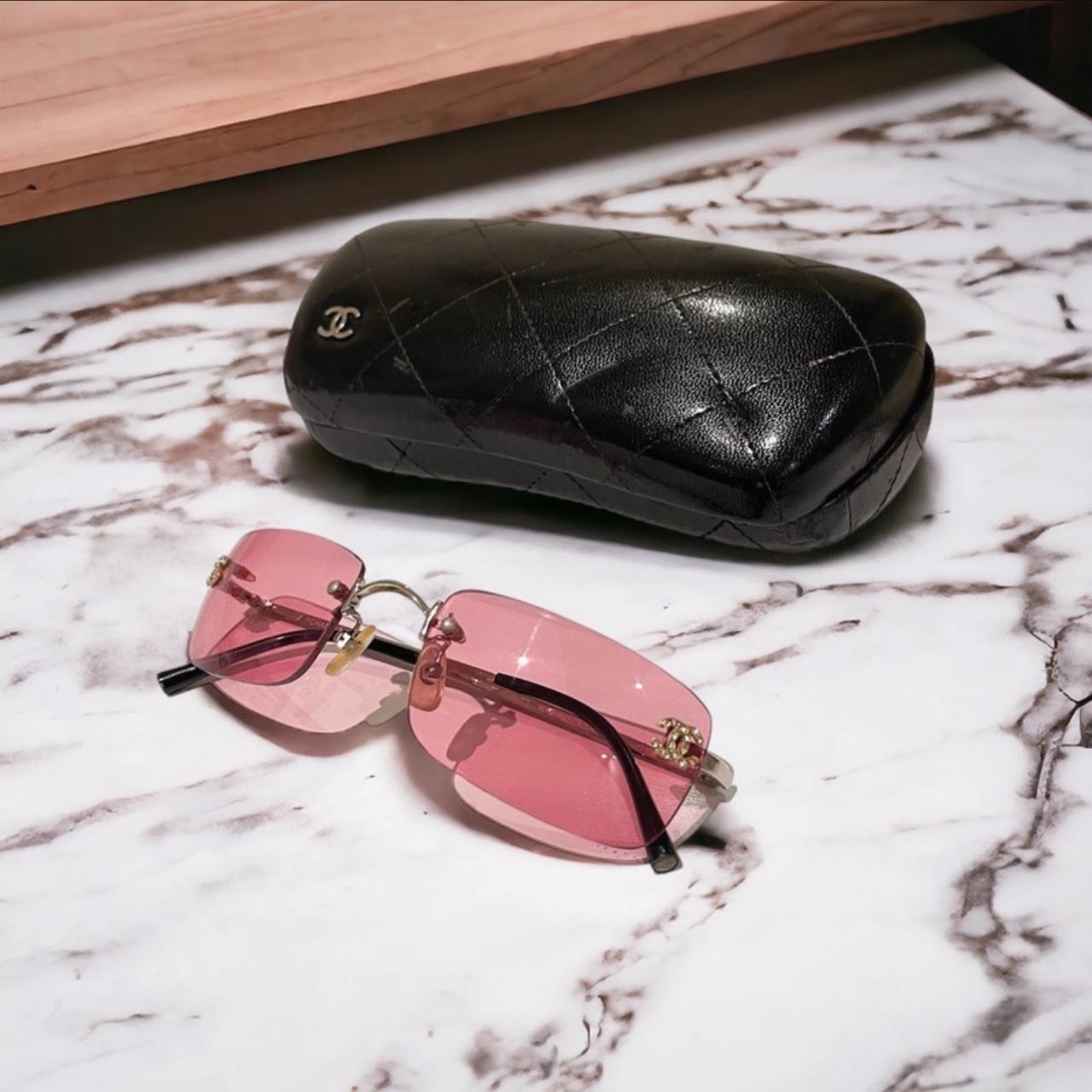 CHANEL サングラス　y2k archive Chanel Y2K Rimless Pink Rhinestone Sunglasses