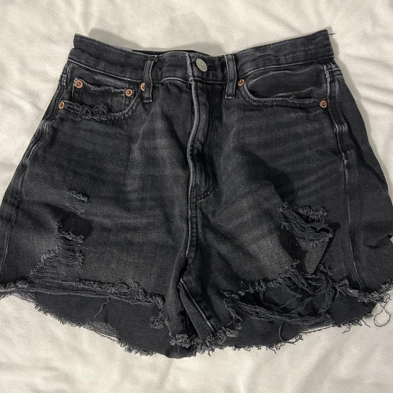 American Eagle Outfitters Women's Black Shorts | Depop