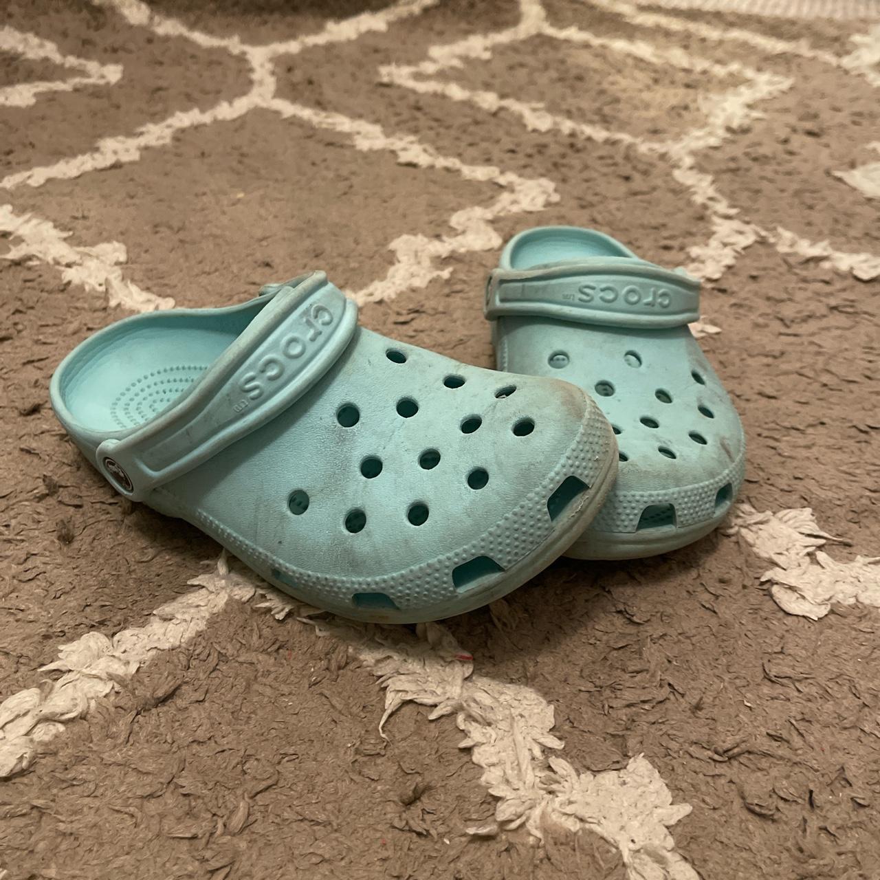 teal crocs womens