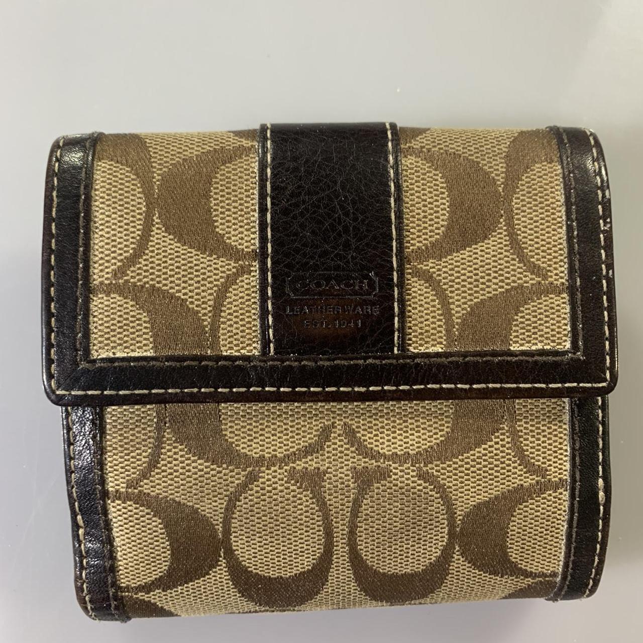 Coach wallet for on sale me