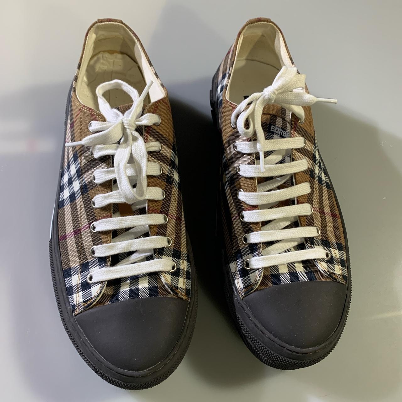 Burberry 2024 shoes italy