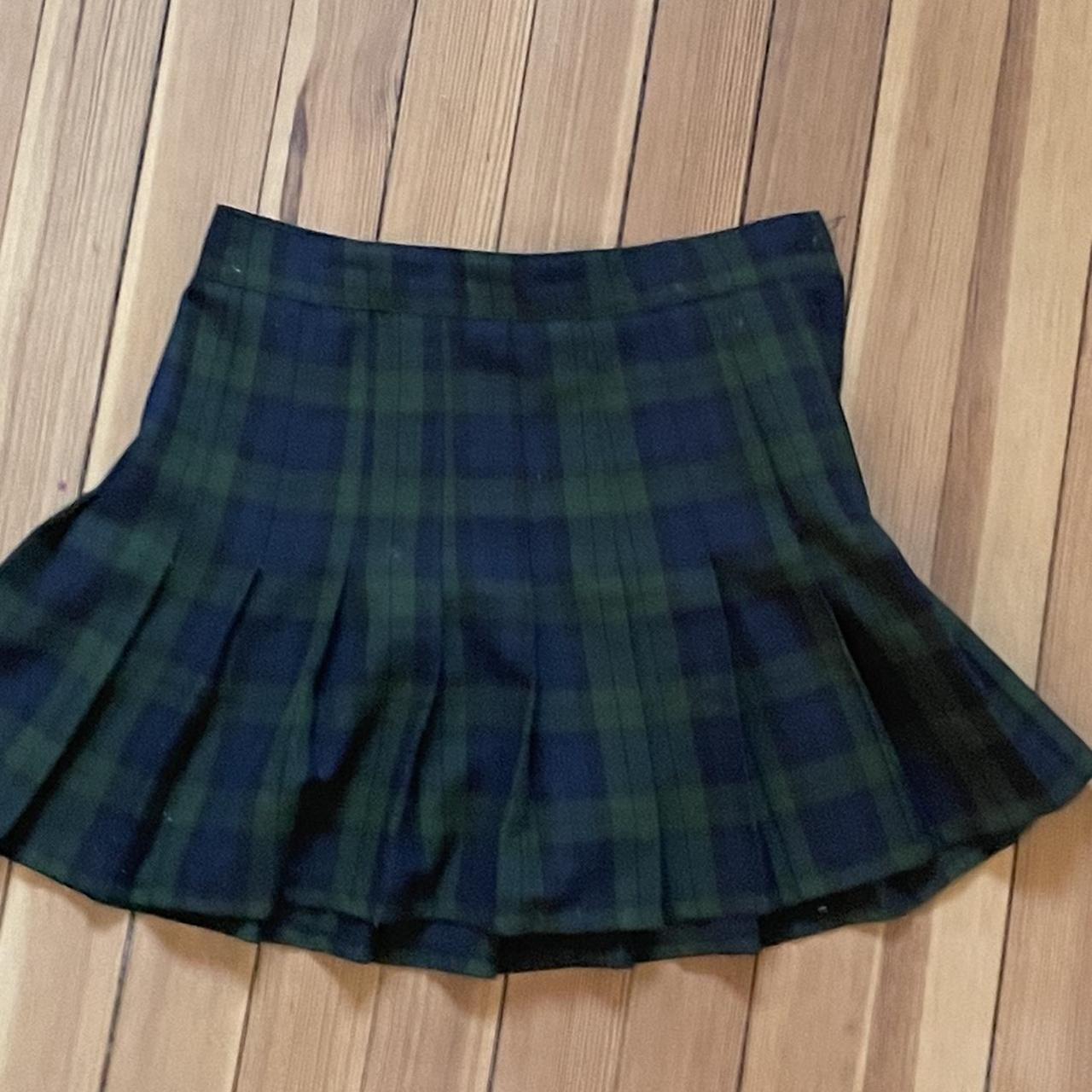 Joules Women's Navy and Green Skirt