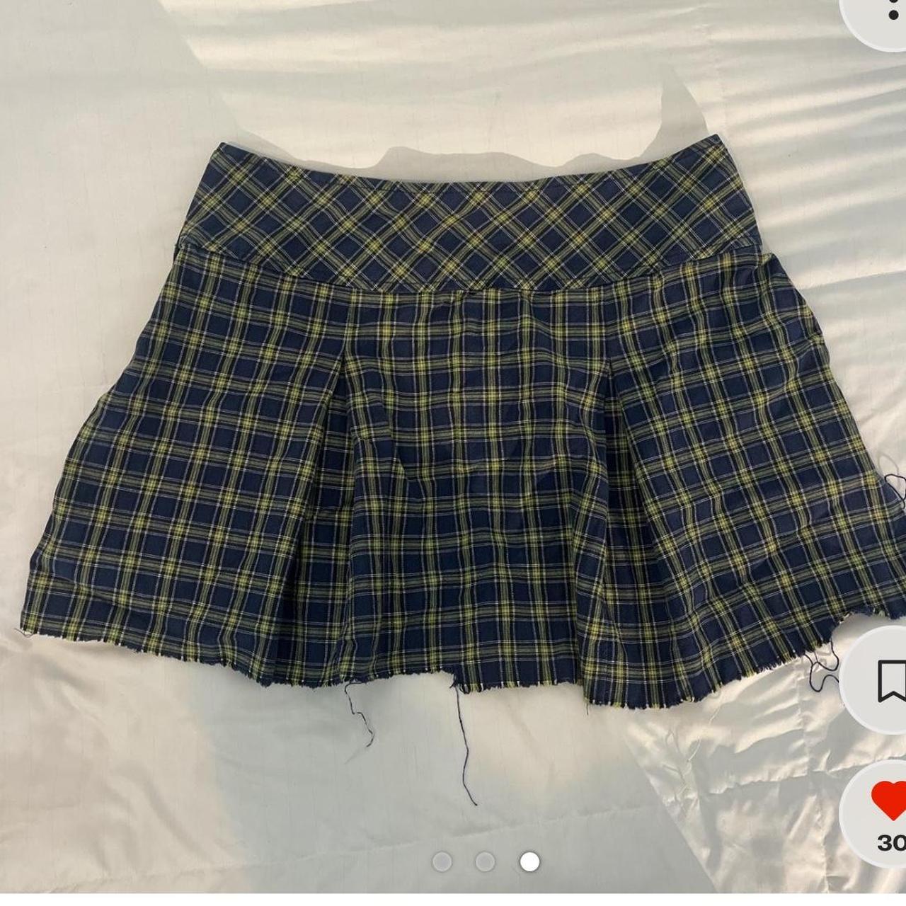 guess pleated green plaid mini skirt cut to be. Depop