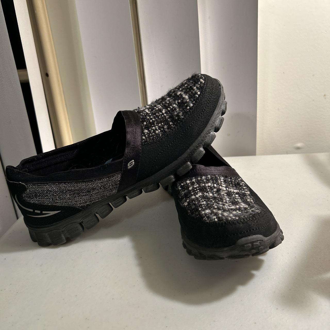 Skechers loafers womens black online