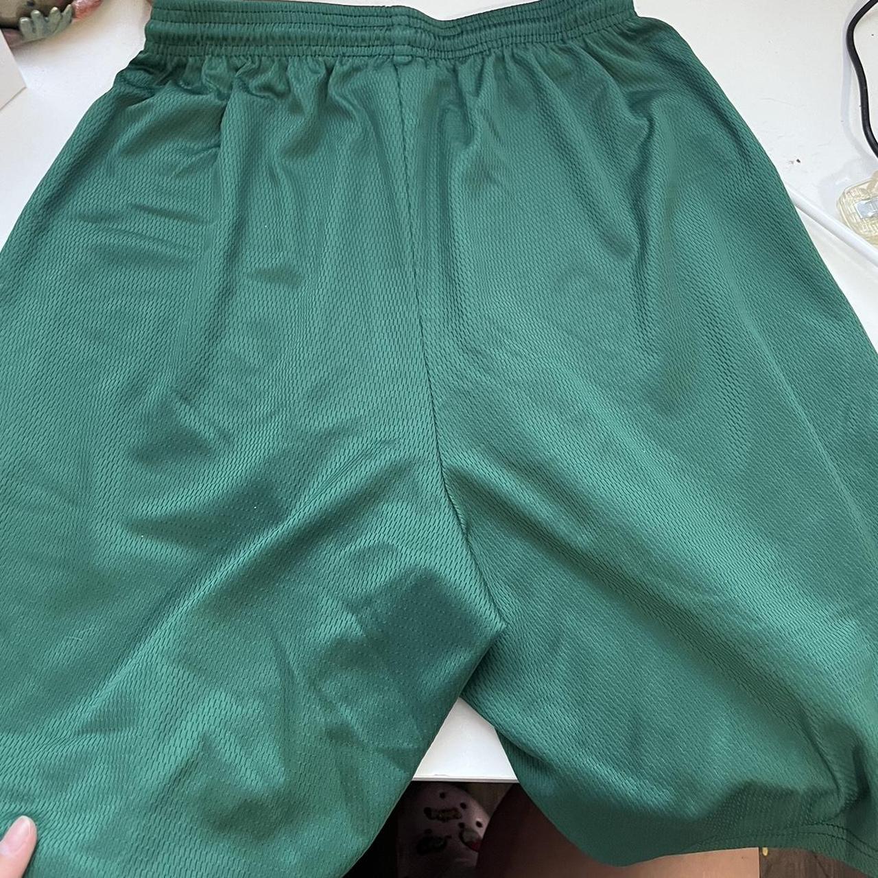 TEVEO STATEMENT SCRUNCH SHORT COLOR „PFLAUME“ BRAND - Depop