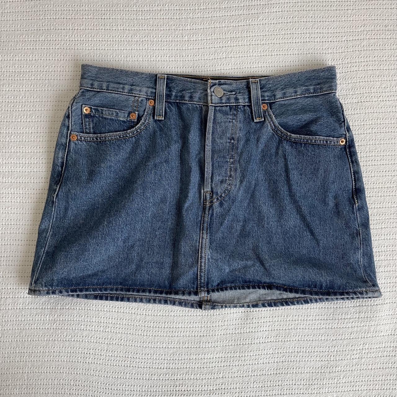 Levi's Women's Skirt | Depop