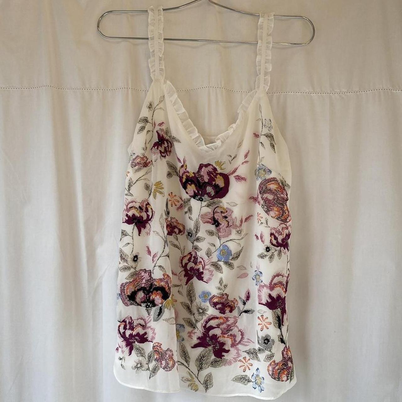 White House Black Market embroidered floral tank top - Depop