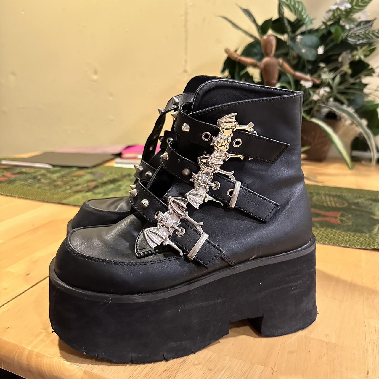 demonia platforms