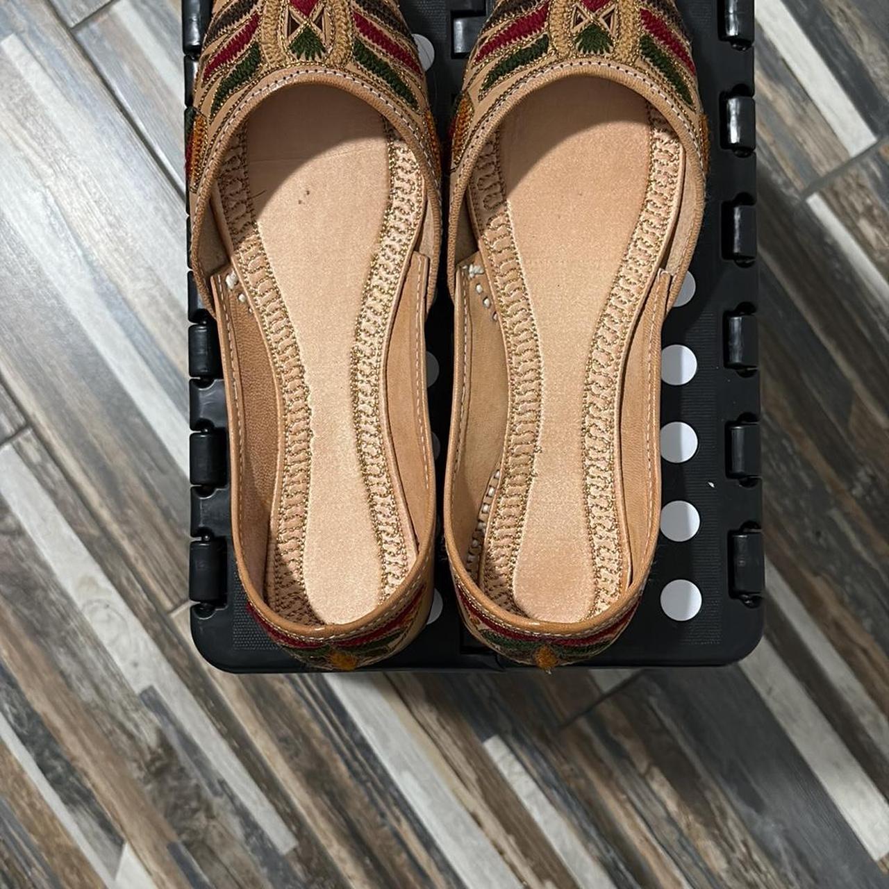 item listed by mycloset_3