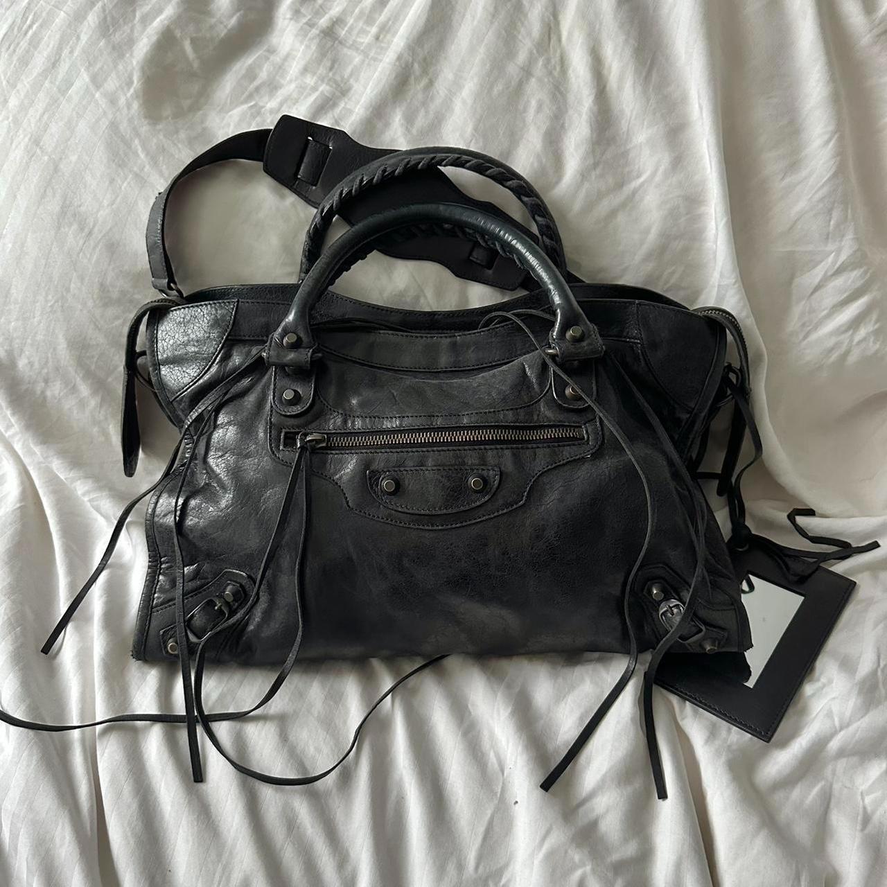 Balenciaga city-bag - Depop