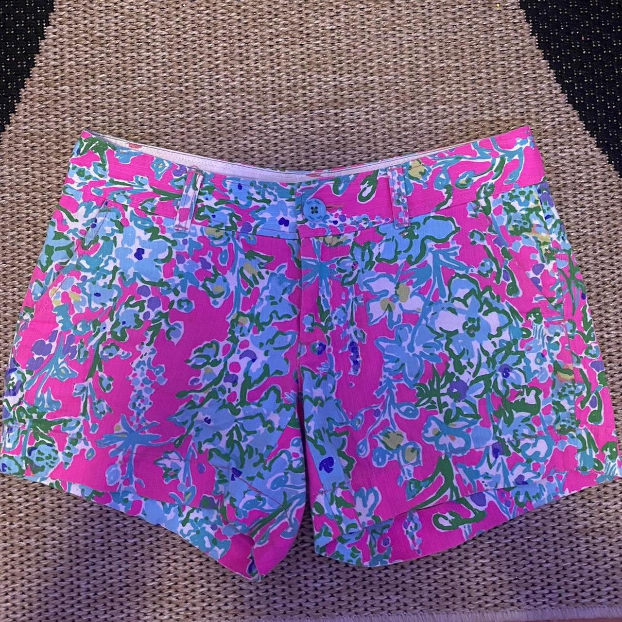 Lilly Pulitzer Women's Multi Shorts | Depop