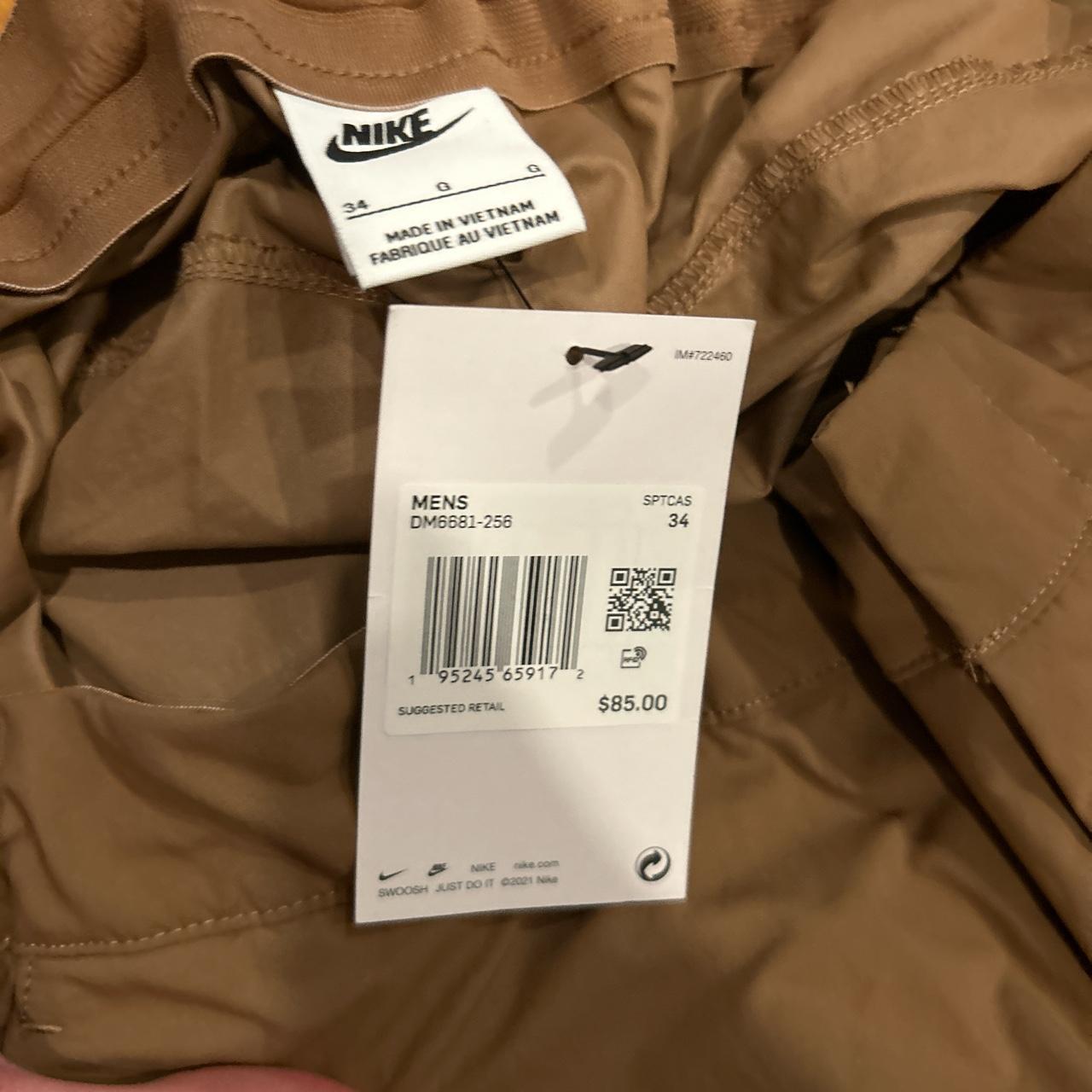 Nike store sptcas pants