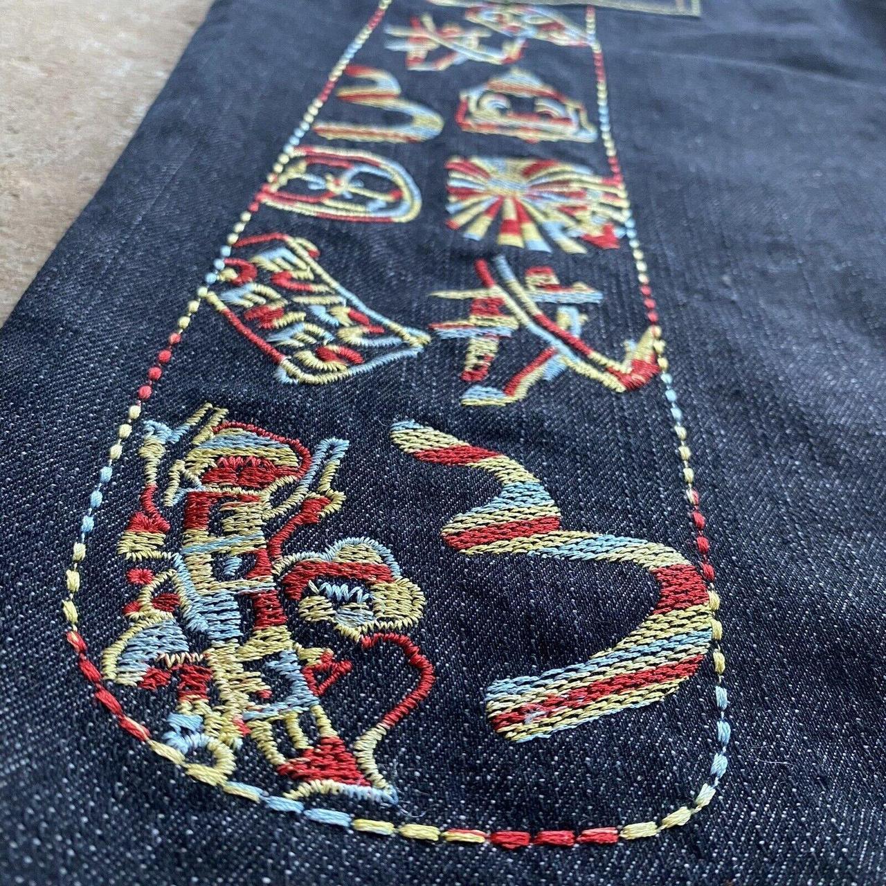 Evisu Jean Shorts Mens 33 Fully Embroidered Y2k Hip... - Depop