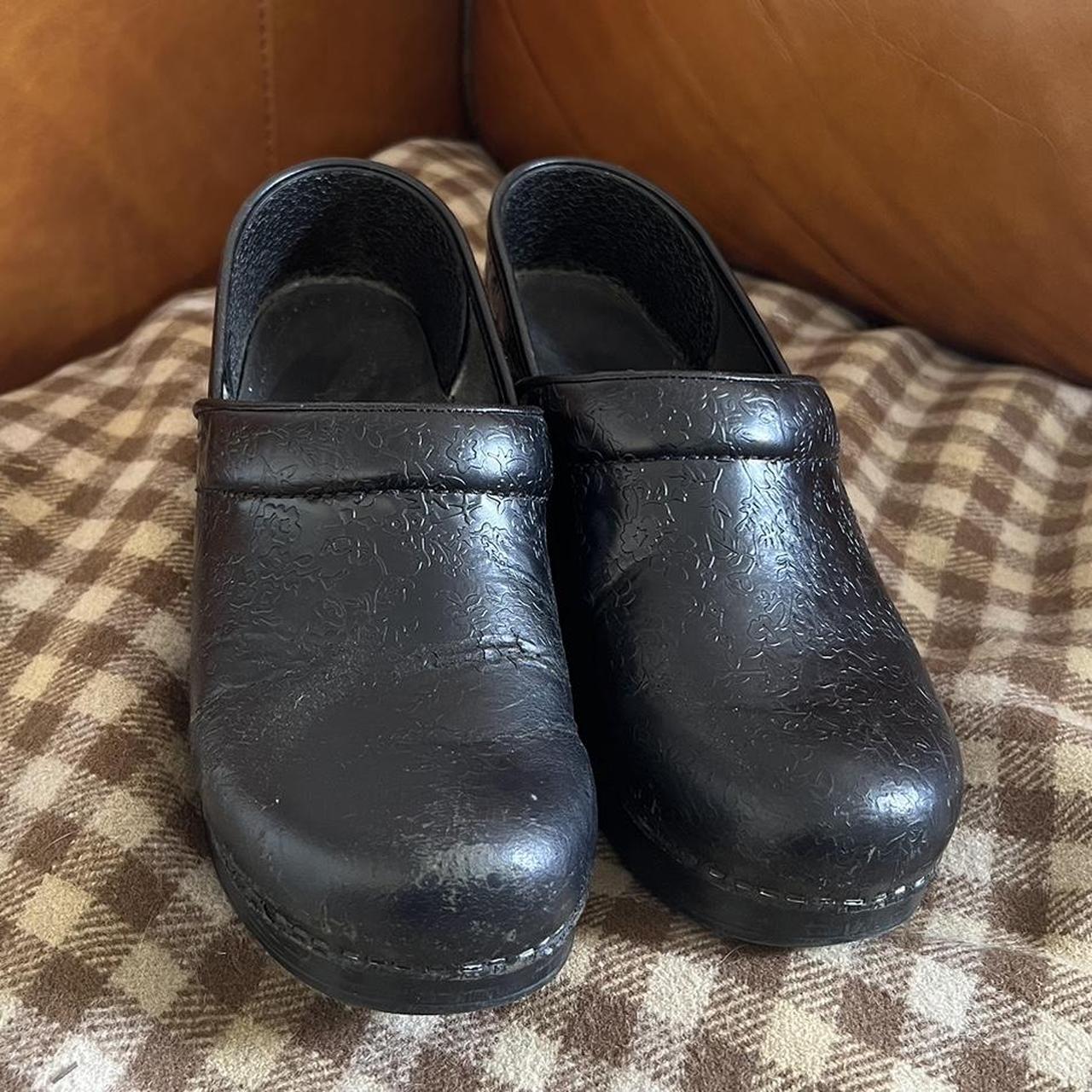 dansko butterfly clogs