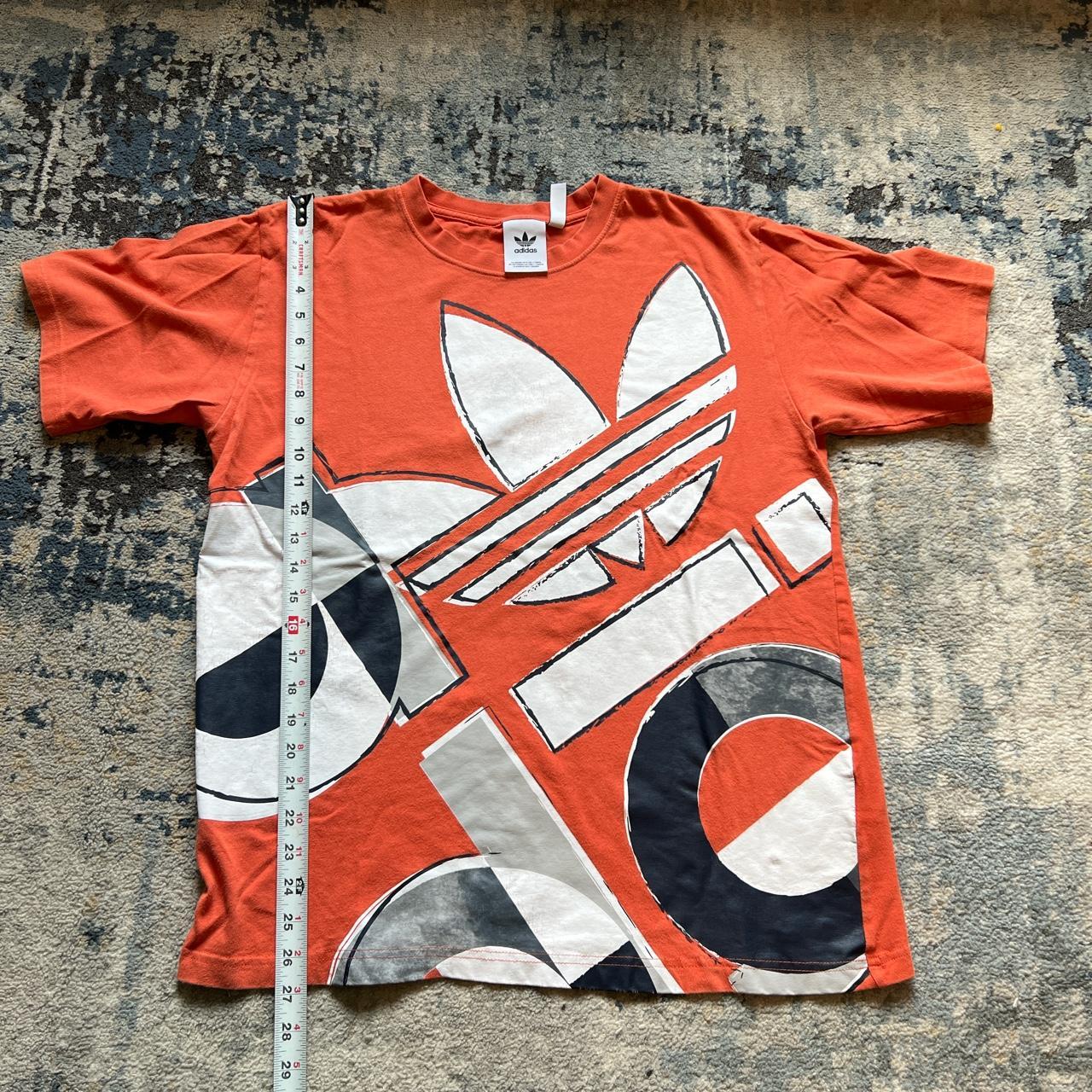 Vintage Y2K Adidas T-Shirt Size: L Condition: 9/10 | Depop