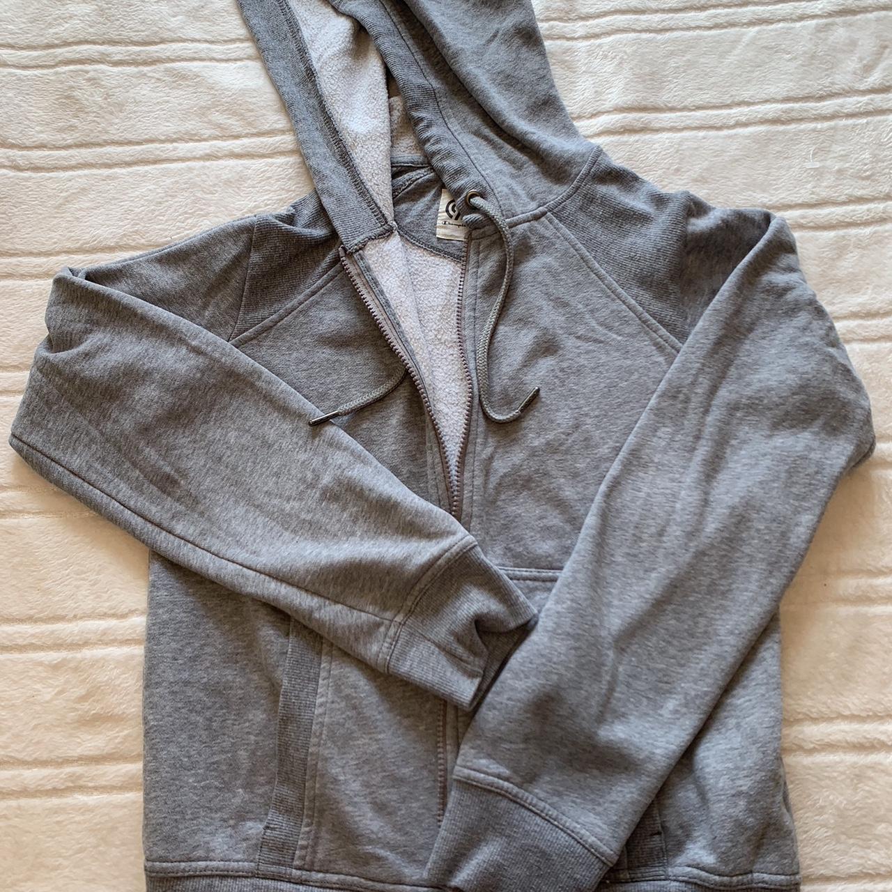 Champion Women's Grey Hoodie | Depop