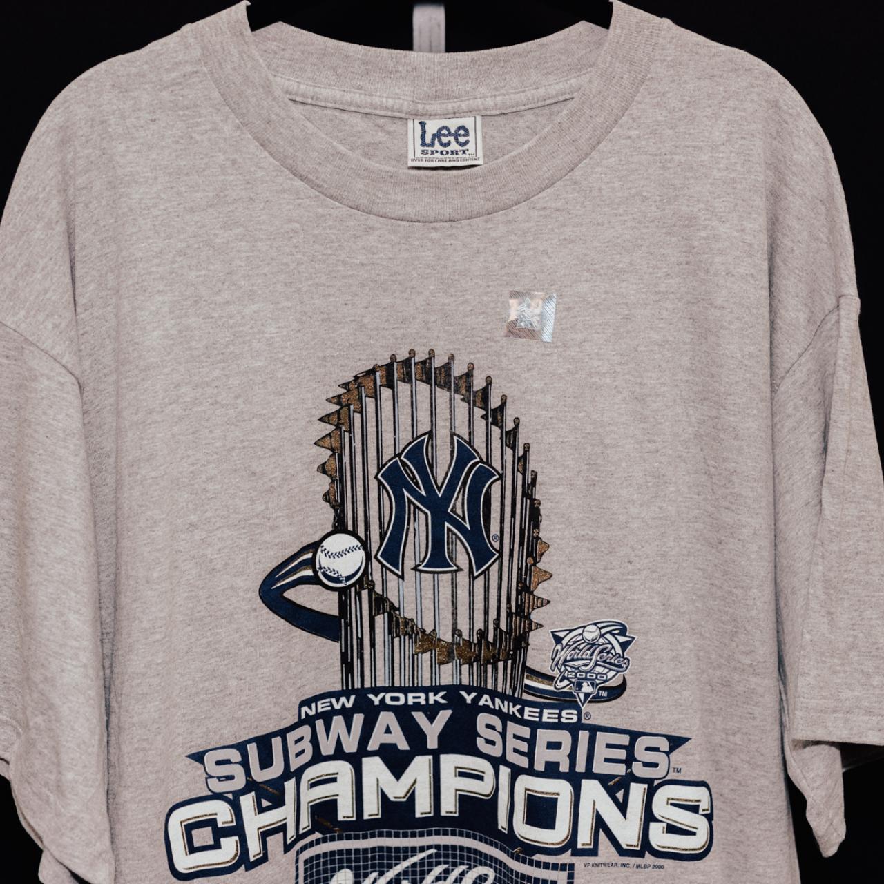 Year 2000 Yankees Subway Series t-shirt IN BRAND NEW - Depop