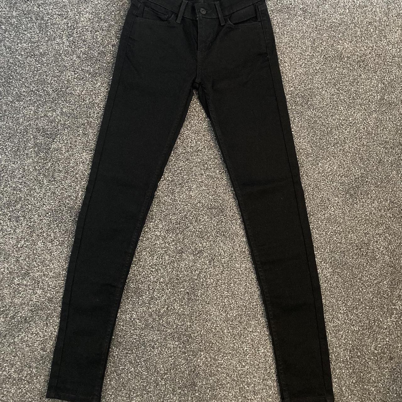 Levi's Women's Black Jeans | Depop