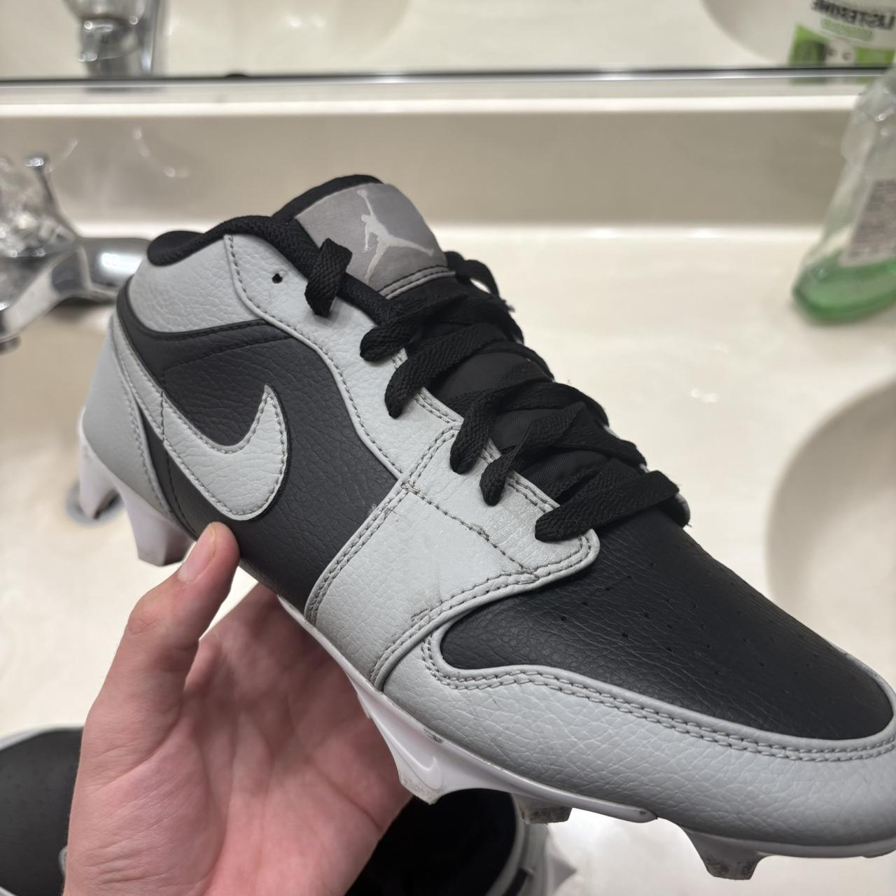 item listed by toneeeye