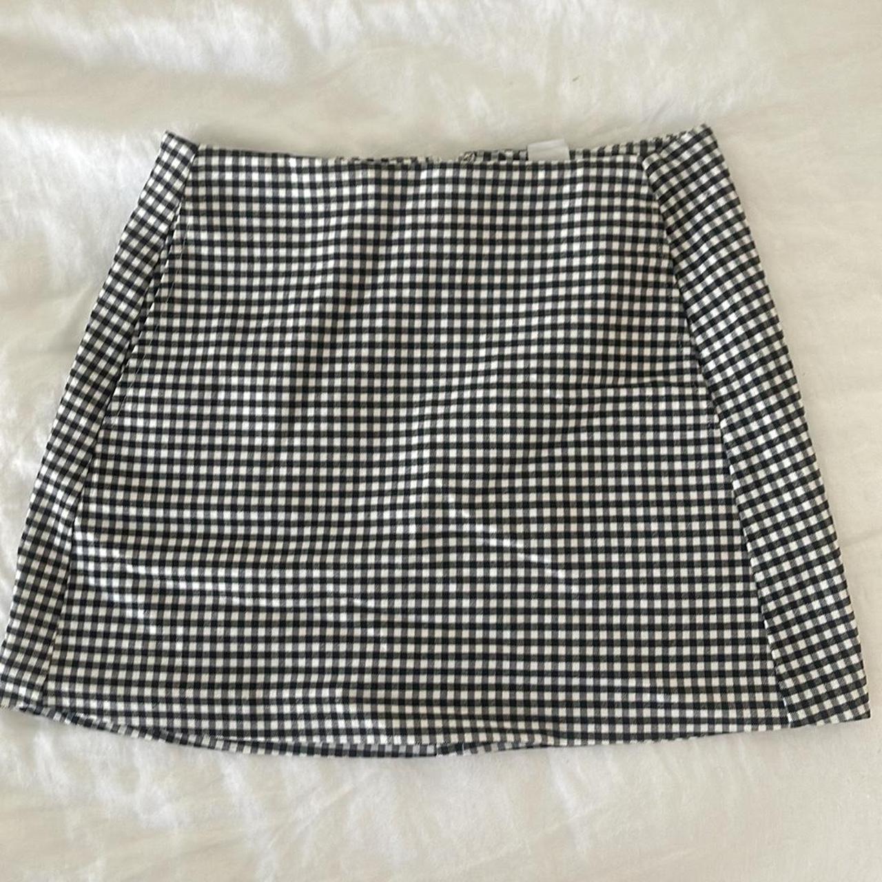 Urban outfitters mini skirt Black and white Great... - Depop