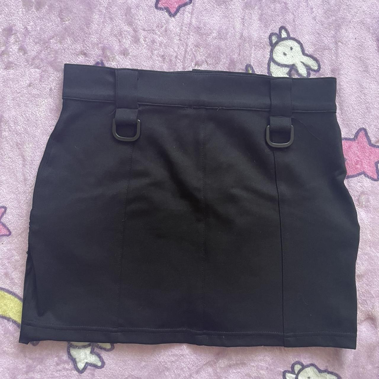 Widow by dolls kill cargo skirt size xs, super cute... Depop