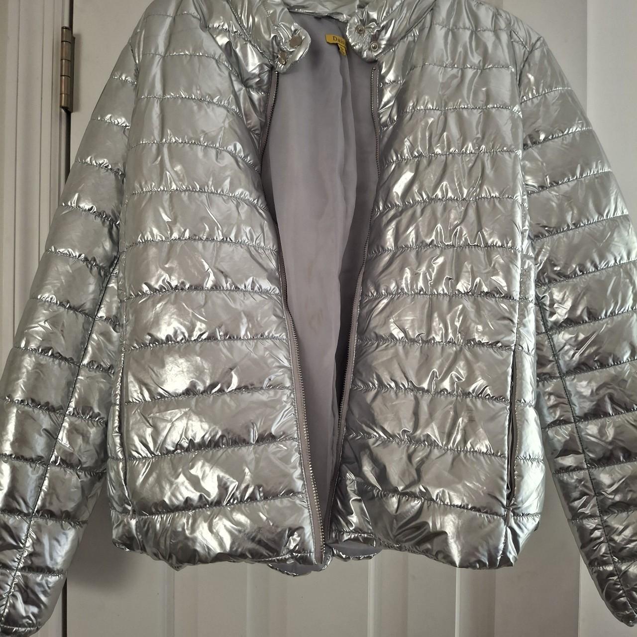 Women's Jacket - Silver/Grey - M – Statement jack… - image 3