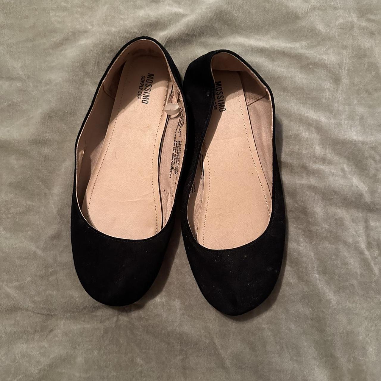 comfortable black ballet flats