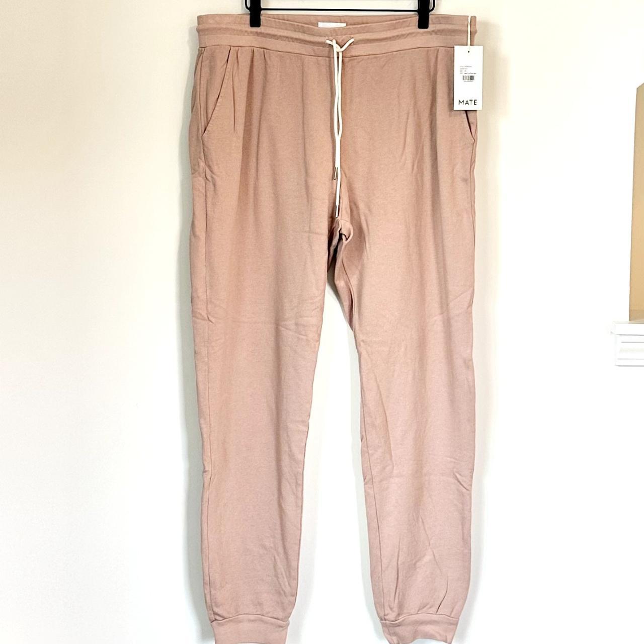item listed by thetrendco
