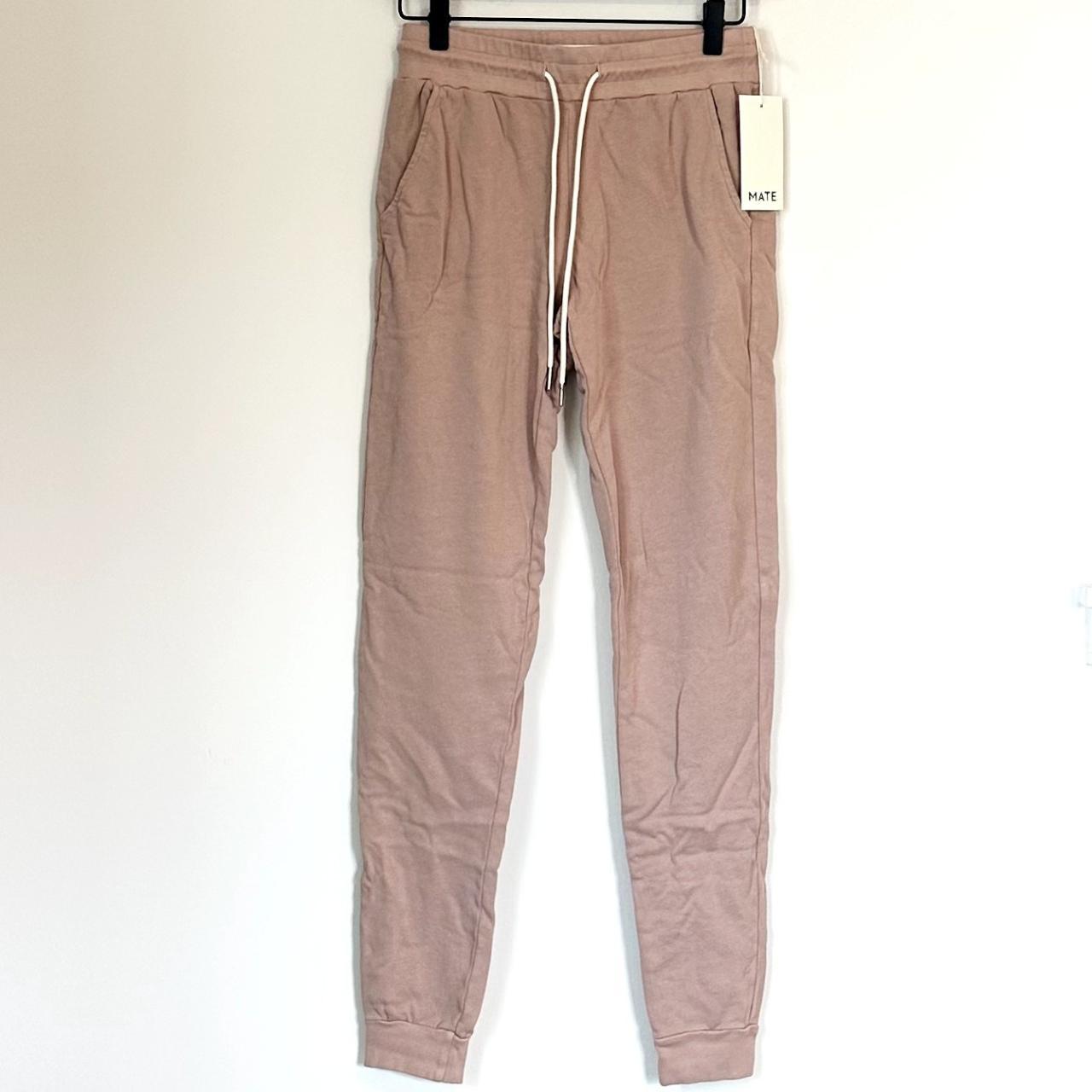 item listed by thetrendco
