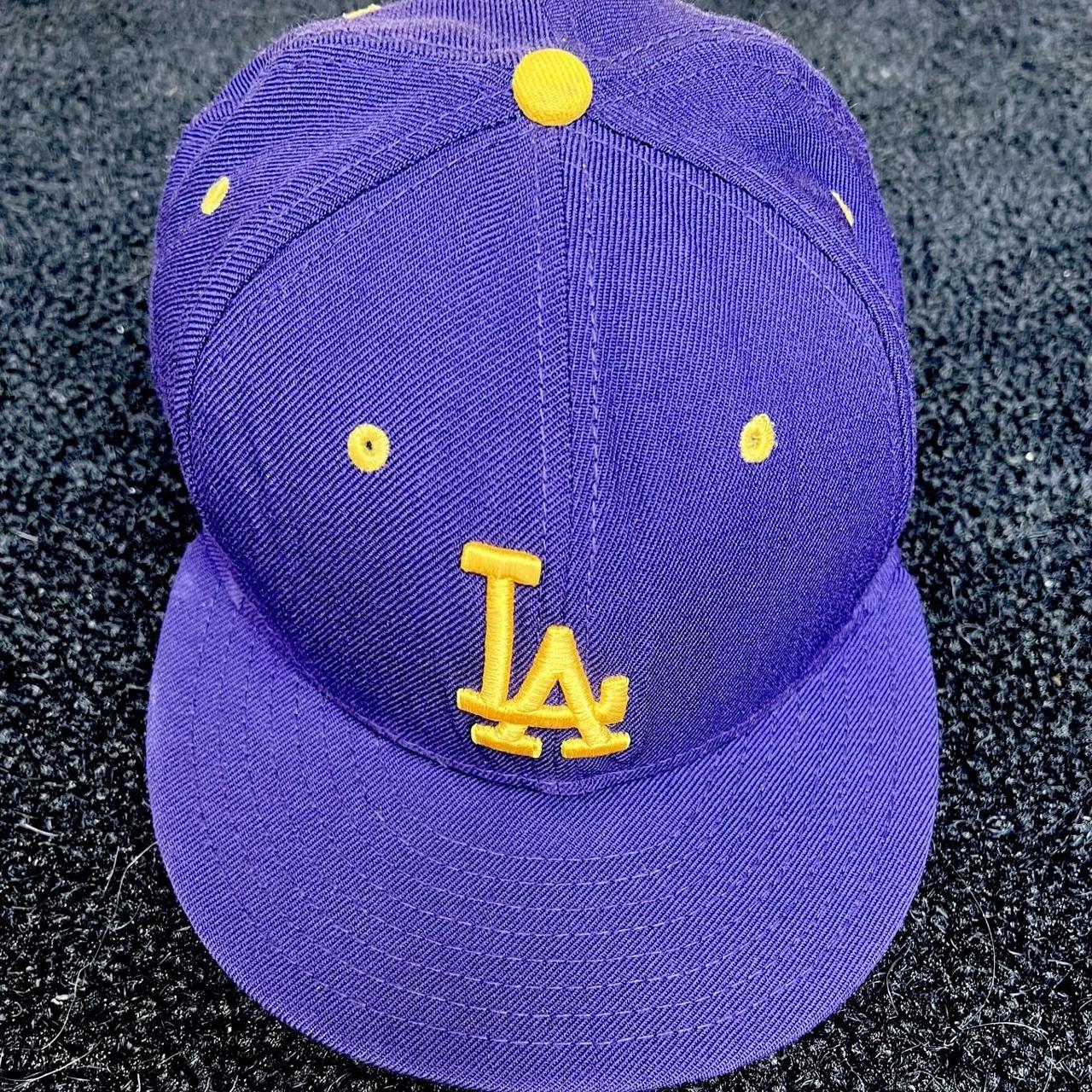 classic LA Dodger new era fitted cap size 7 - Depop