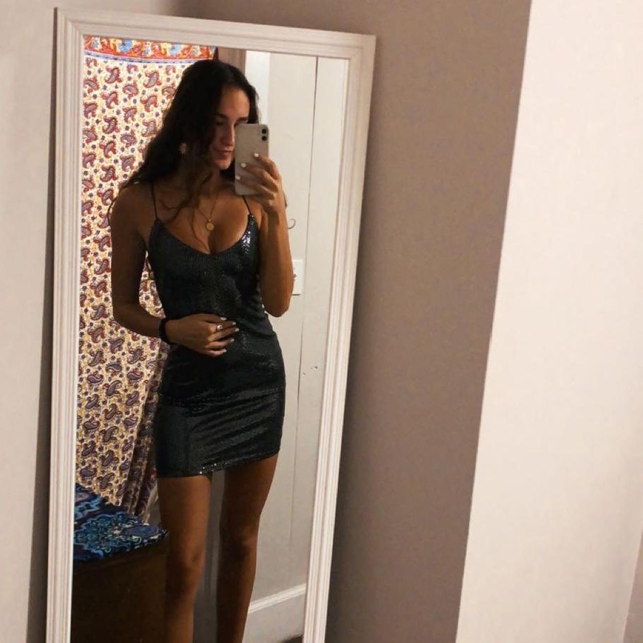 item listed by skylarruelkeee