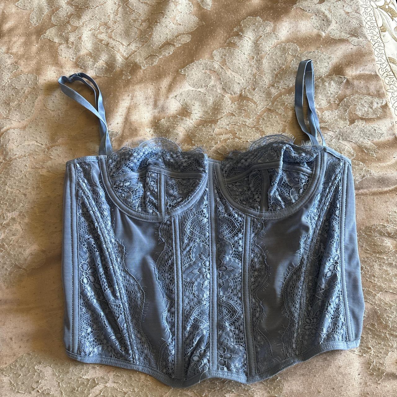 item listed by shaynahfullerton