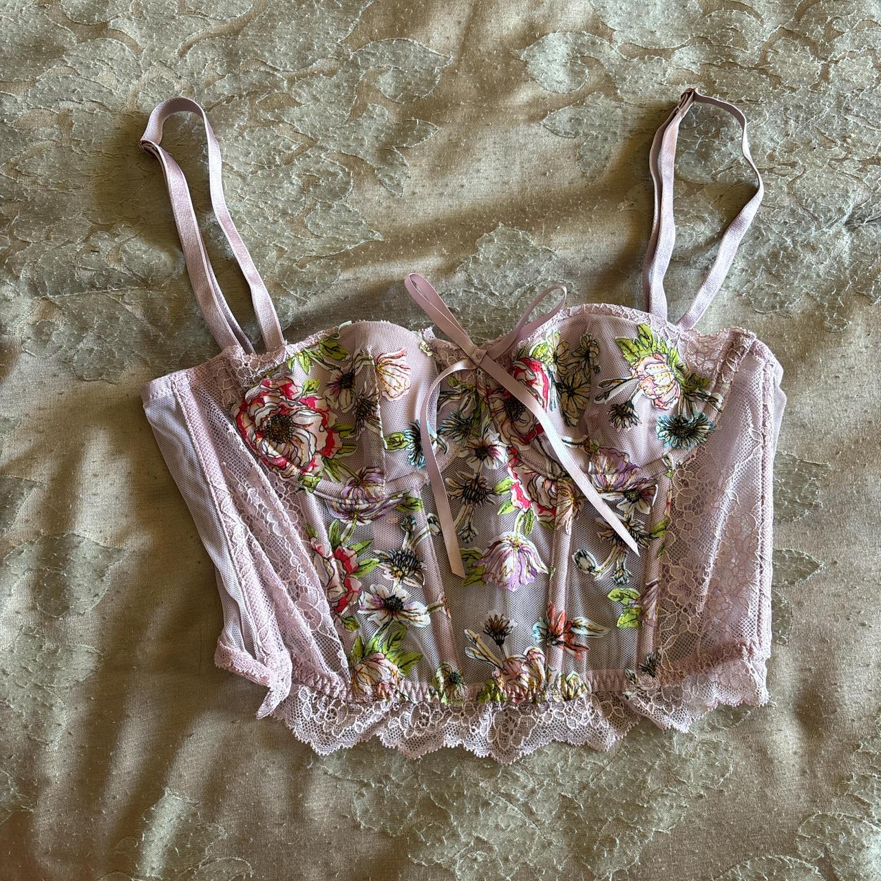 item listed by shaynahfullerton