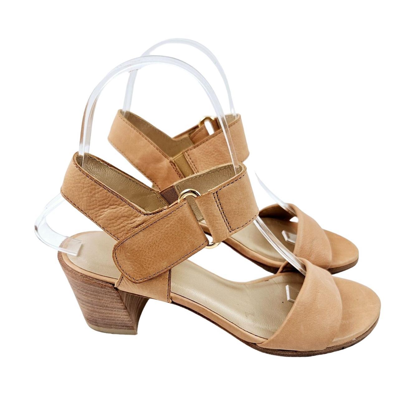 Stuart Weitzman 5.5 Wedge Heel sold Sandals