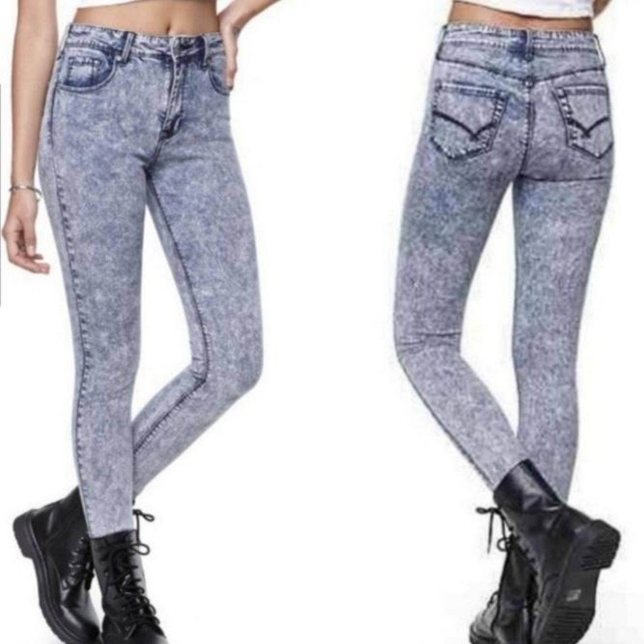 Buy online Women's Plain Mom Fit Jeans from Jeans & jeggings for Women by  Tales & Stories for ₹799 at 65% off | 2024 Limeroad.com