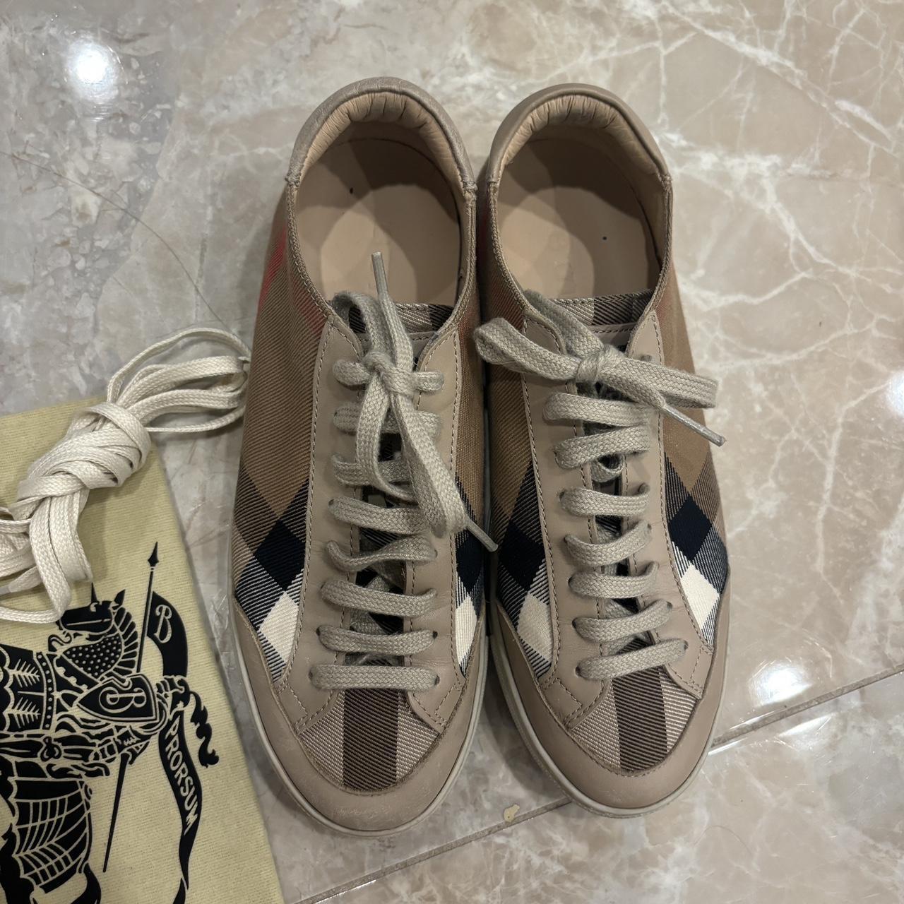 Burberry hartfield sneakers best sale